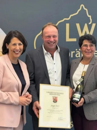 Instagram post from weingut.rauen. This post is in position 6.