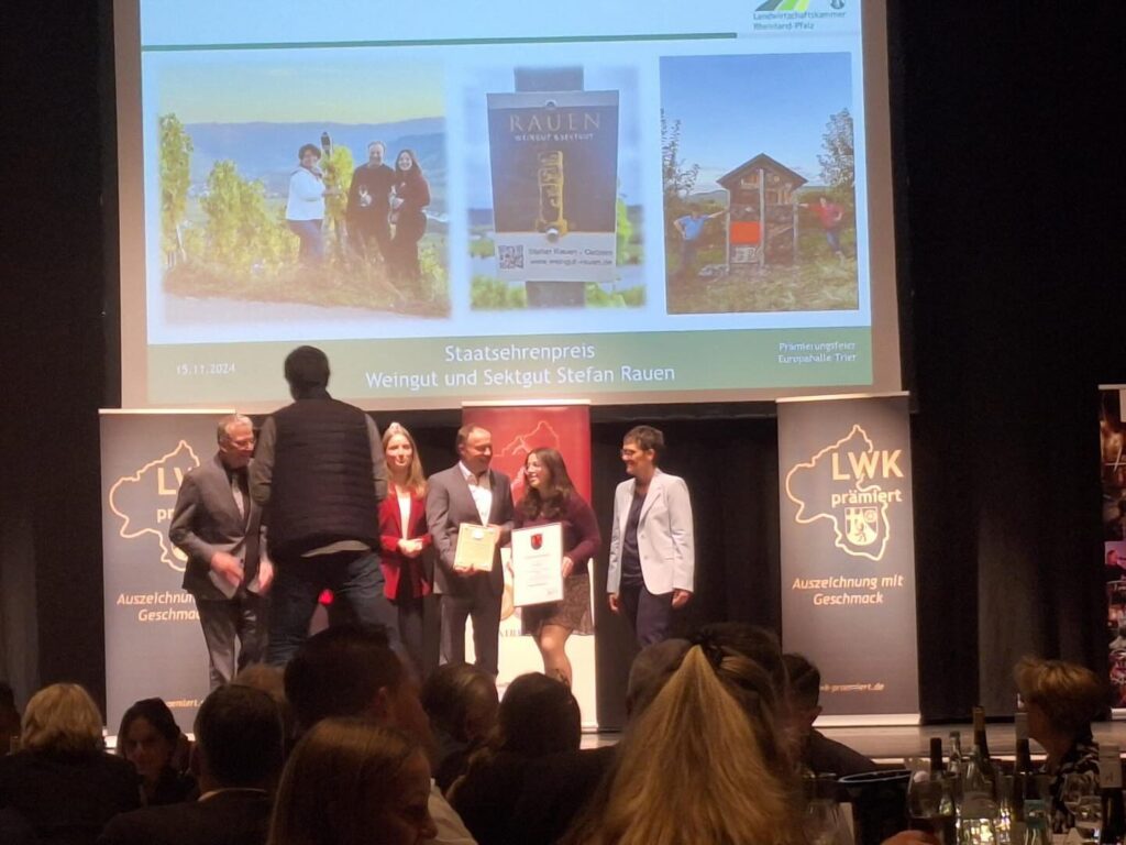 Instagram post from weingut.rauen. This post is in position 0.