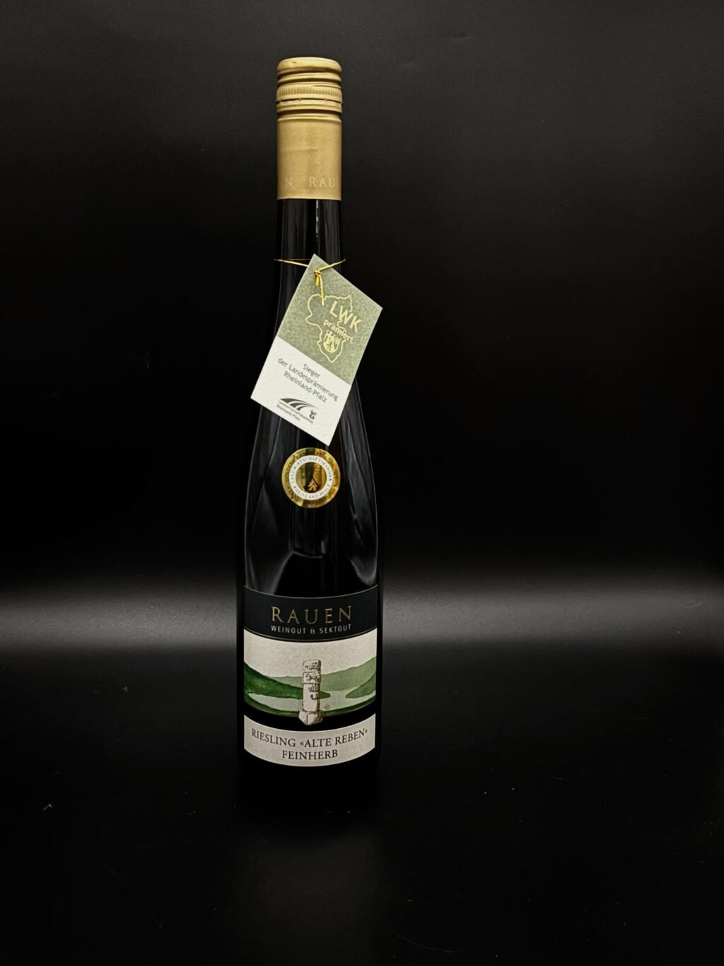 Instagram post from weingut.rauen. This post is in position 1.