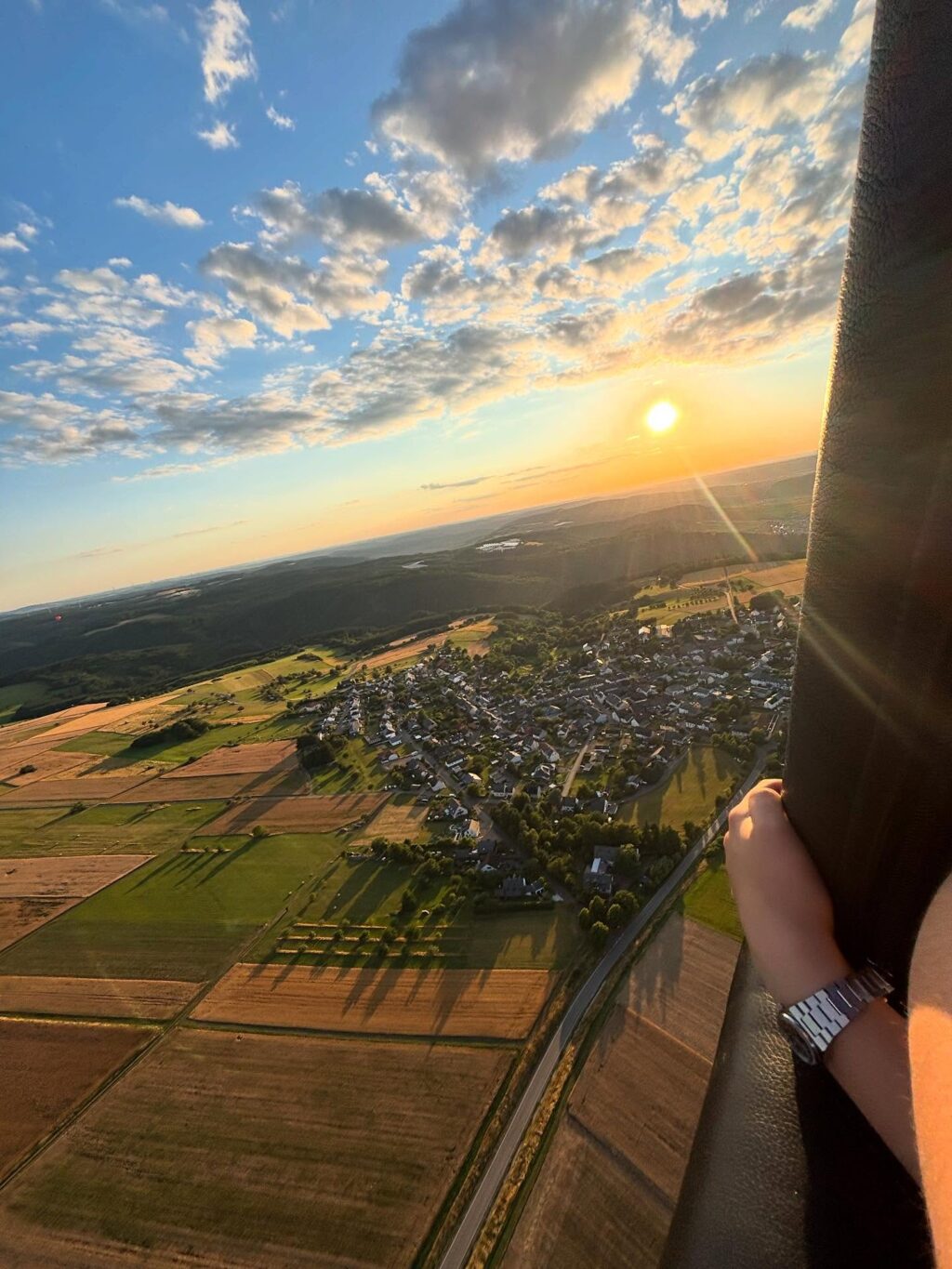 Instagram post from weingut.rauen. This post is in position 9.